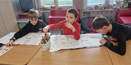 LISTY PISANE DO MIKOŁAJA W ŚWIETLICY SZKOLNEJ...