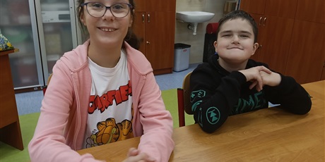 LITERKOWY ZAWRÓT GŁOWY