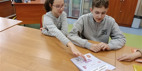 LITERKOWY ZAWRÓT GŁOWY